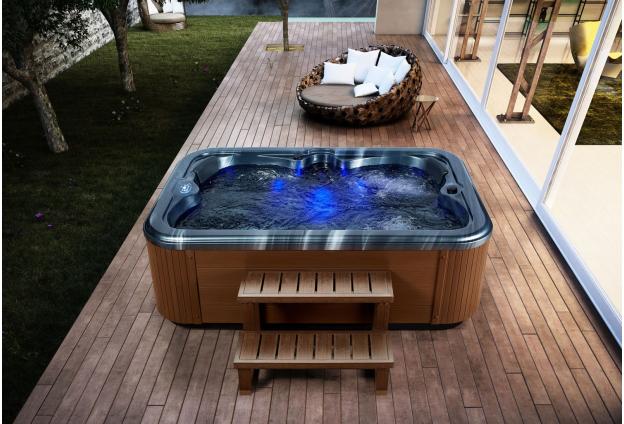 Vasca idromassaggio da esterno jacuzzi Azure