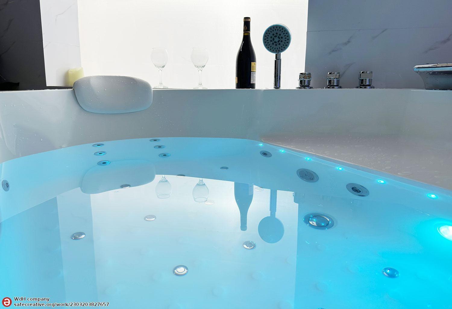 Vasca idromassaggio jacuzzi MILOS