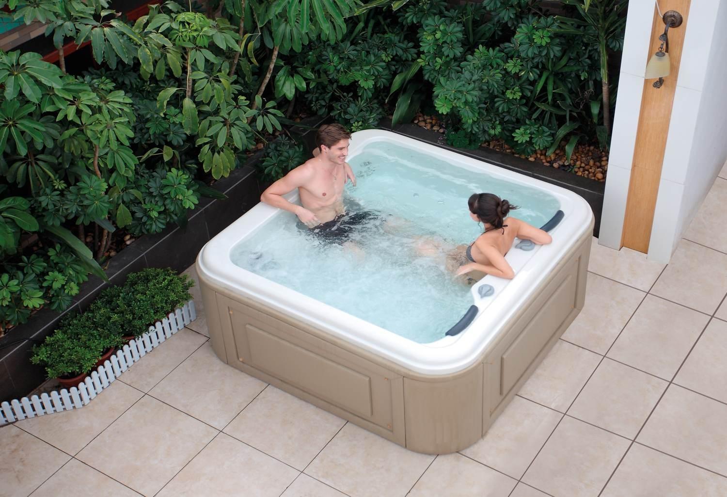 Vasca idromassaggio da esterno jacuzzi Harmony