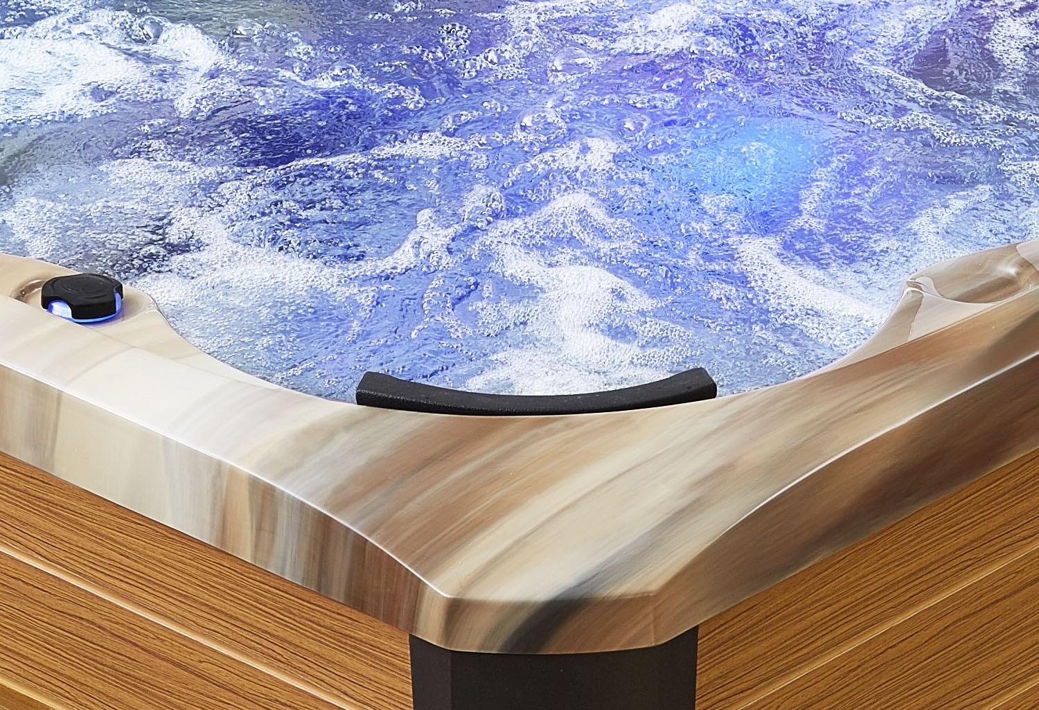 Vasca idromassaggio da esterno jacuzzi Velvet