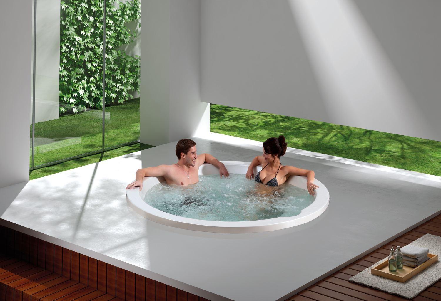 Vasca idromassaggio da esterno jacuzzi Mirage