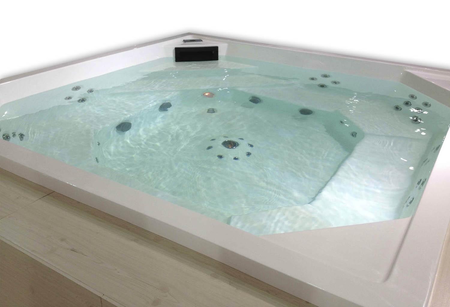 Vasca idromassaggio da esterno jacuzzi gigante AR-003