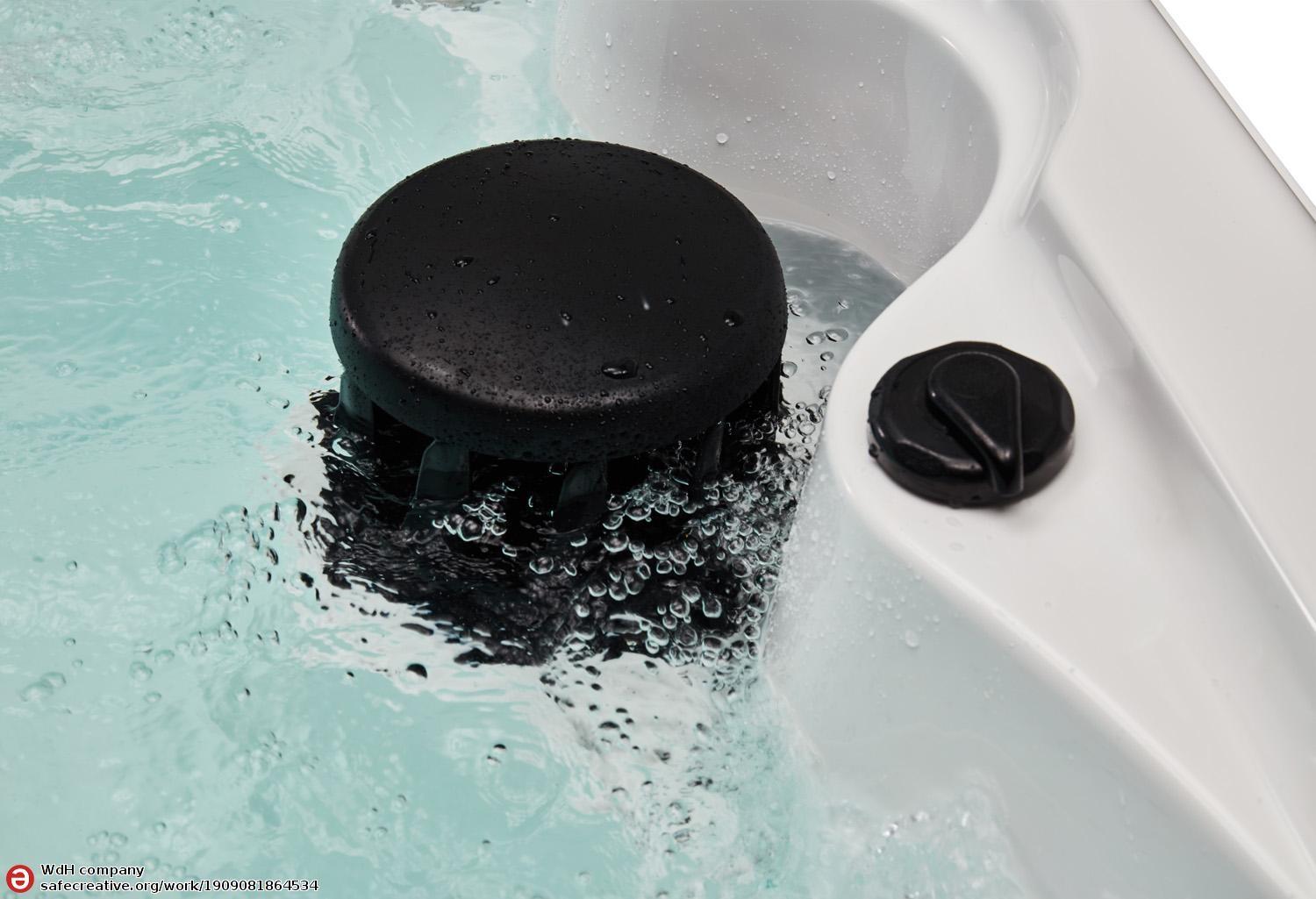 Vasca idromassaggio da esterno jacuzzi Azure