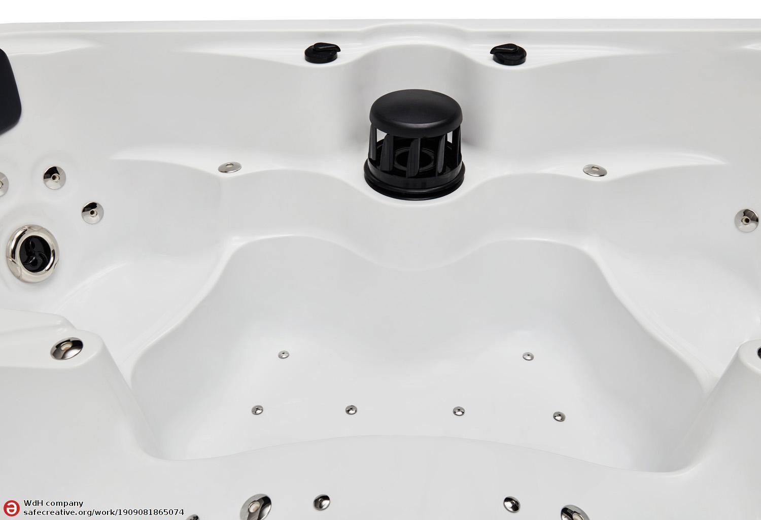 Vasca idromassaggio da esterno jacuzzi Azure Plus