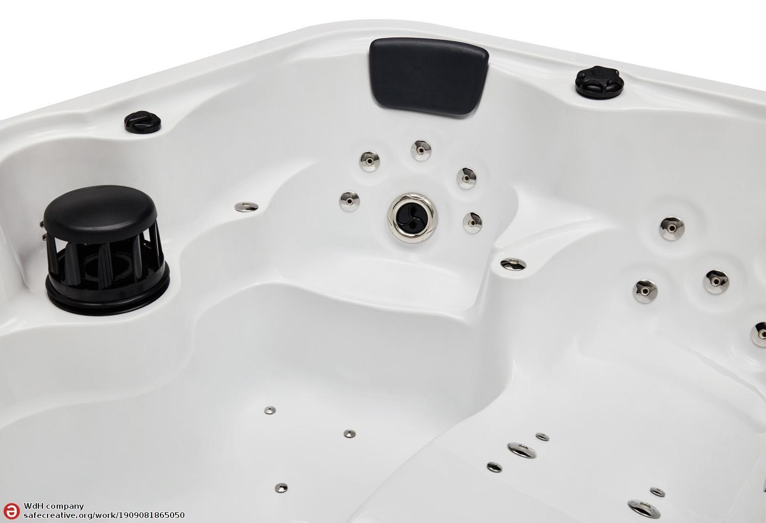 Vasca idromassaggio da esterno jacuzzi Azure Plus