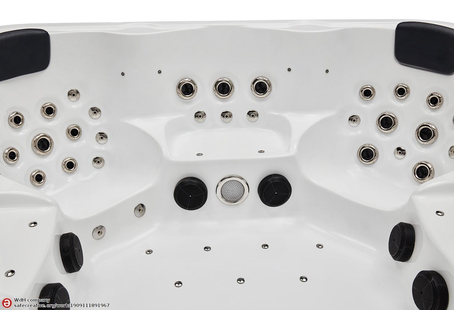 Vasca idromassaggio da esterno jacuzzi Luminary