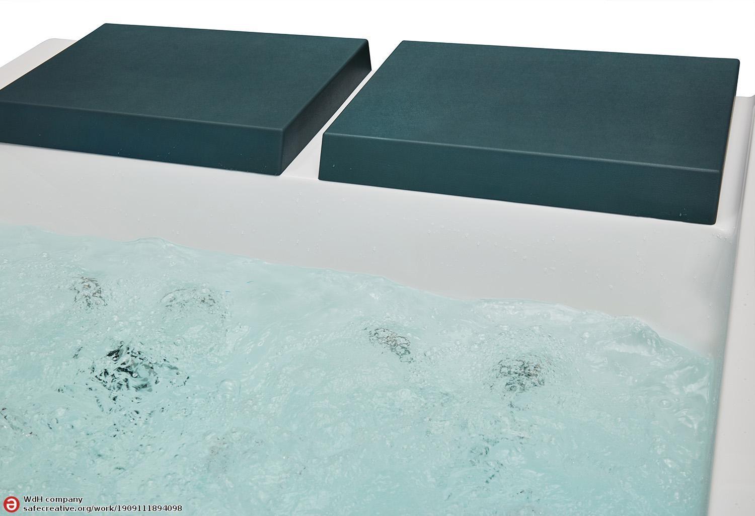 Vasca idromassaggio da esterno jacuzzi Crystal Plus