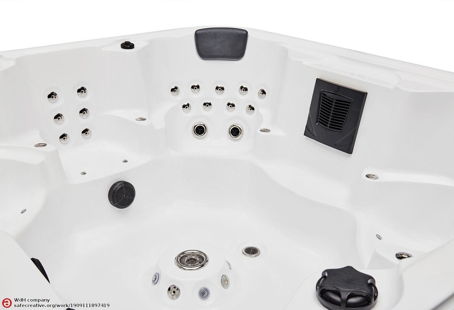 Vasca idromassaggio da esterno jacuzzi Melody