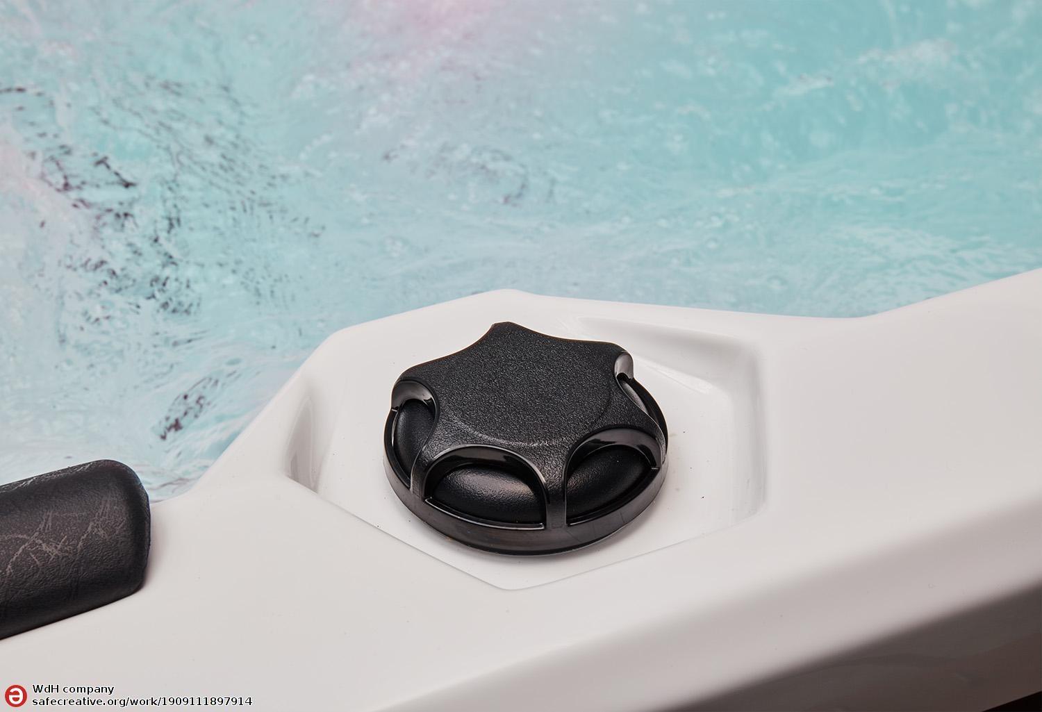 Vasca idromassaggio da esterno jacuzzi Dream Plus