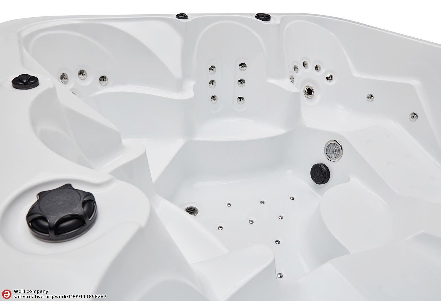 Vasca idromassaggio da esterno jacuzzi Nectar