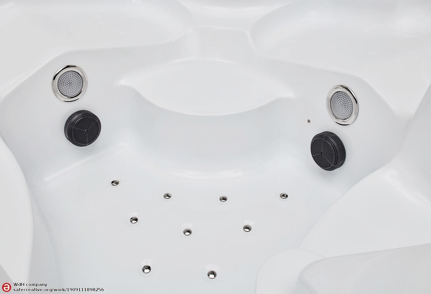 Vasca idromassaggio da esterno jacuzzi Nectar