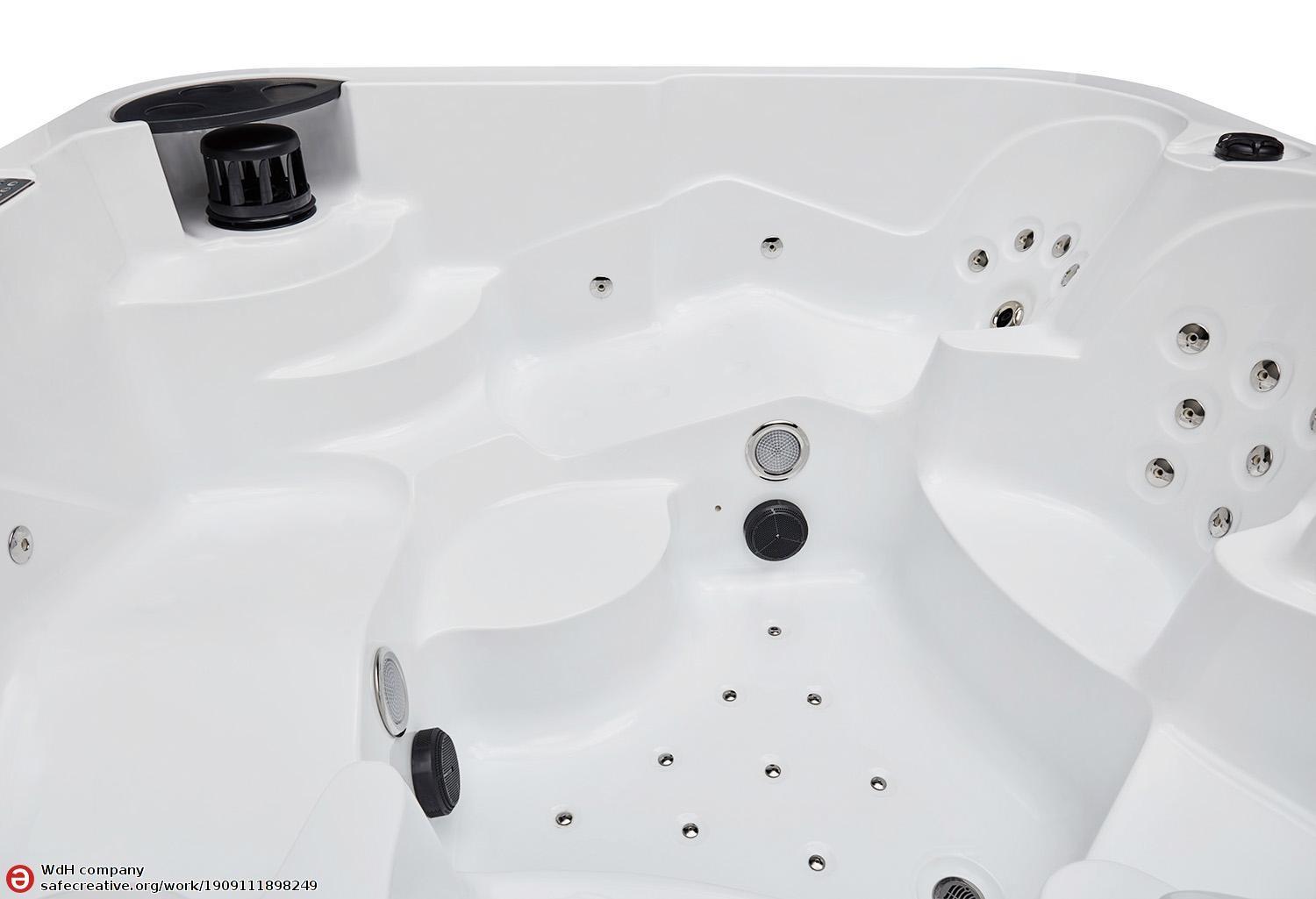 Vasca idromassaggio da esterno jacuzzi Nectar