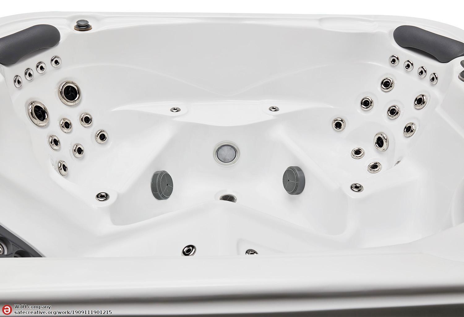 Vasca idromassaggio da esterno jacuzzi Luna