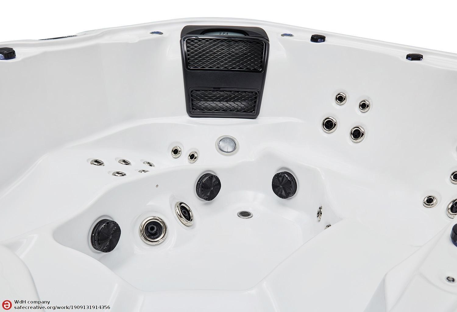 Vasca idromassaggio da esterno jacuzzi Solstice