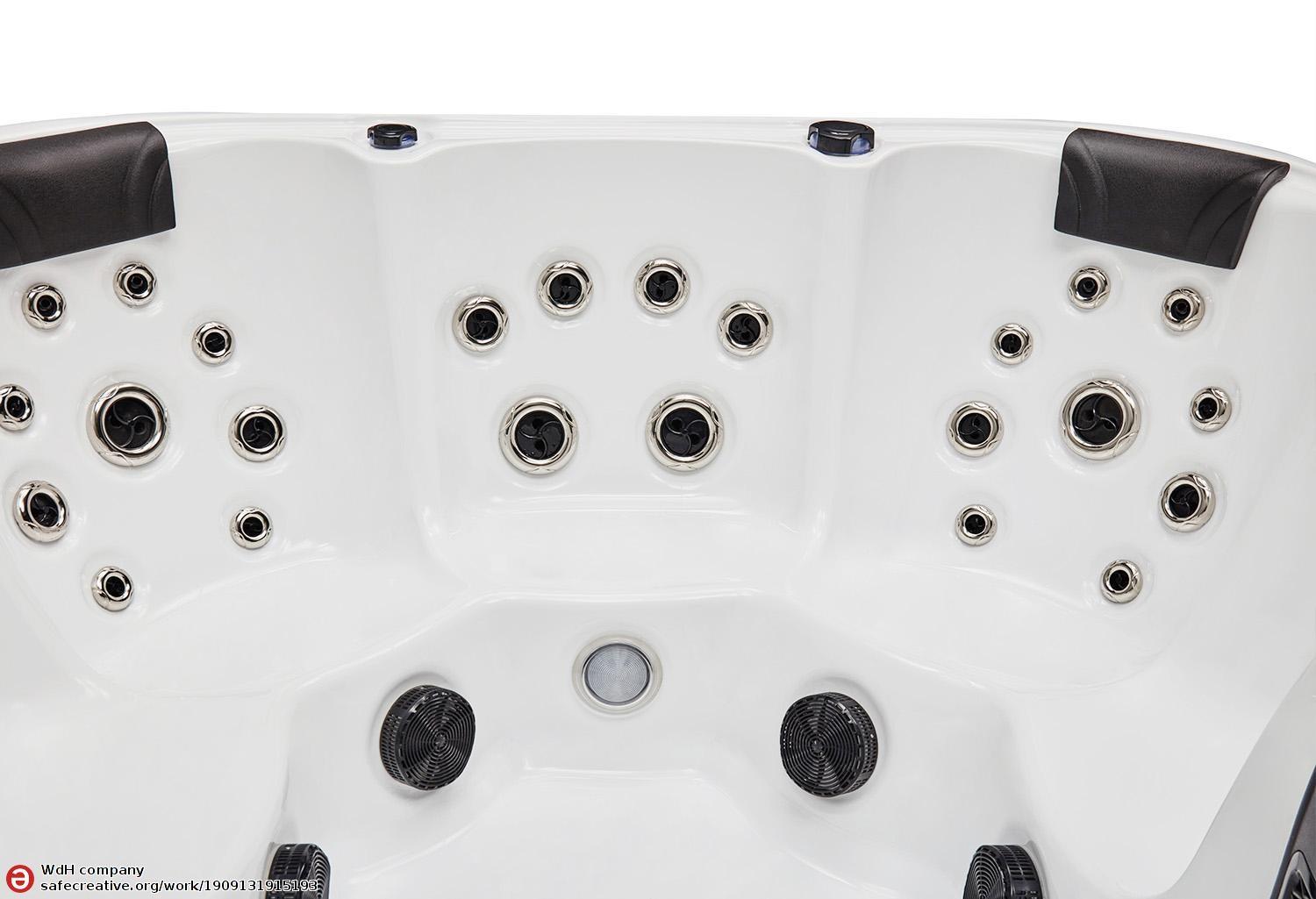 Vasca idromassaggio da esterno jacuzzi Velvet