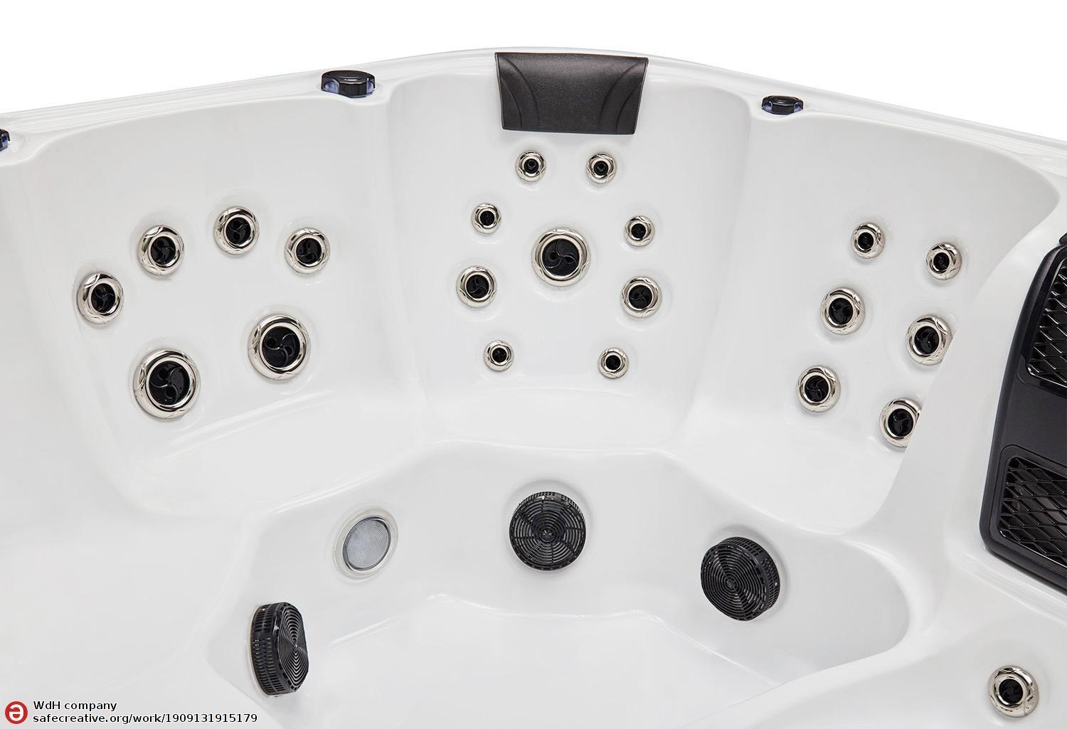 Vasca idromassaggio da esterno jacuzzi Velvet