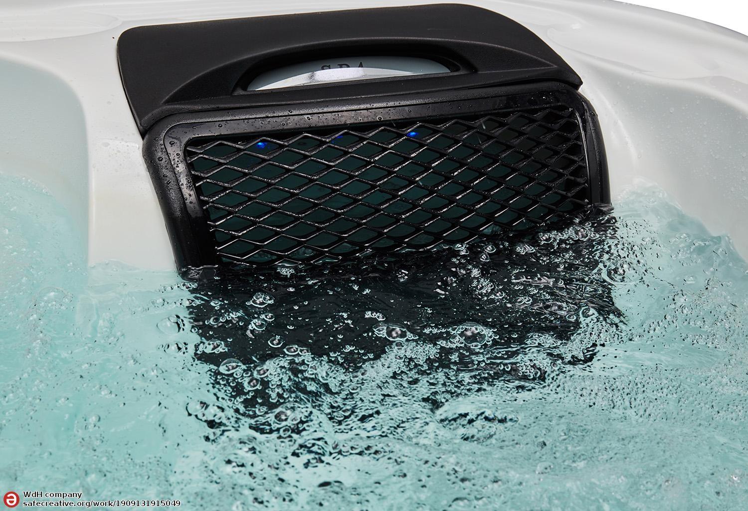 Vasca idromassaggio da esterno jacuzzi Velvet