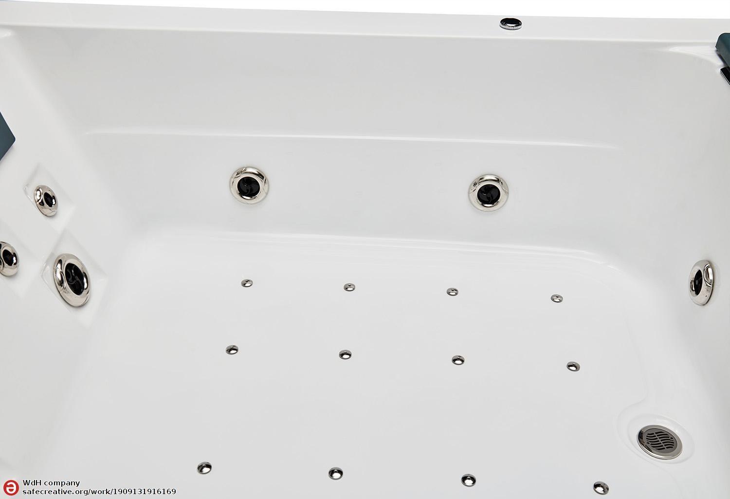 Vasca idromassaggio da esterno jacuzzi Crystal "Low Cost"