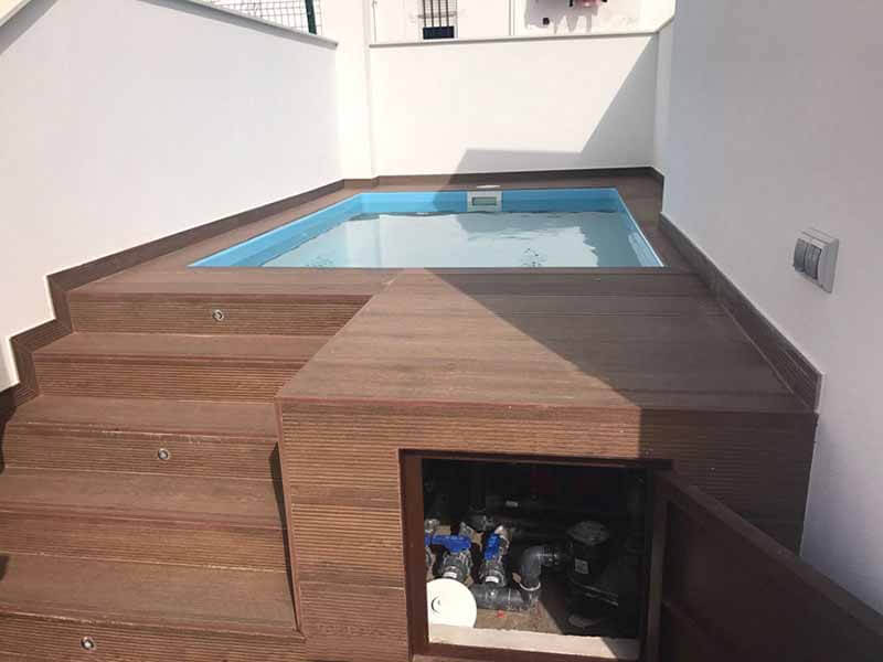 Piscina per attico: rilassamento e comodita