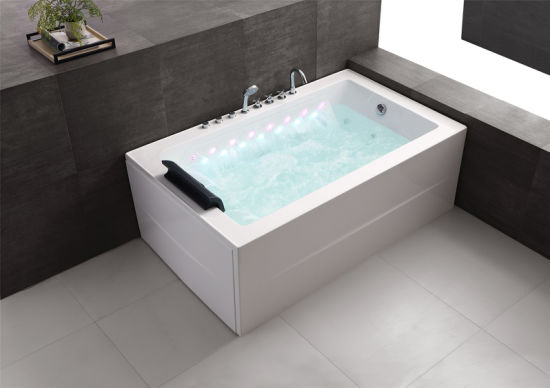 Vasca da bagno jacuzzi: sinonimo di relax