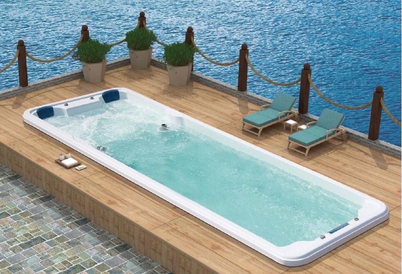 Piscina con idromassaggio: la storia del trattamento